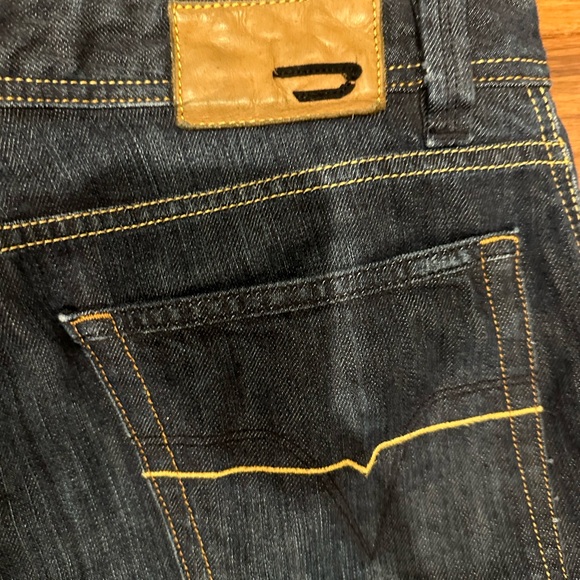 Men’s Vintage Diesel Levan Dark Blue Jeans- made in Italy! Beautiful condition - Picture 7 of 7